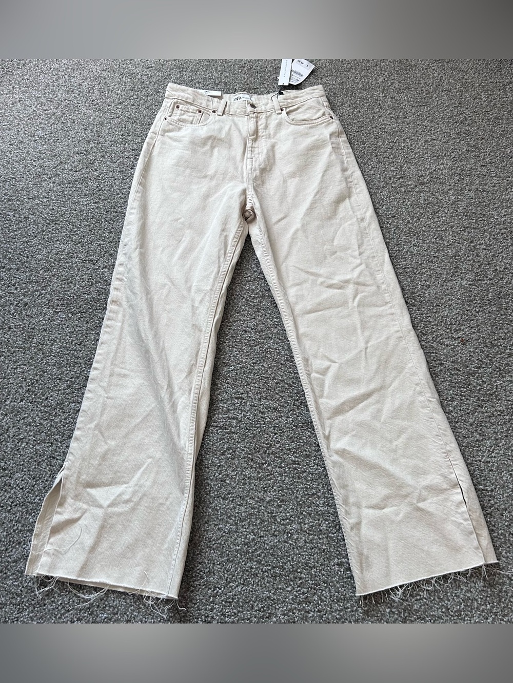 NWT Zara The 90s Full Length Jeans in Dusty Cream